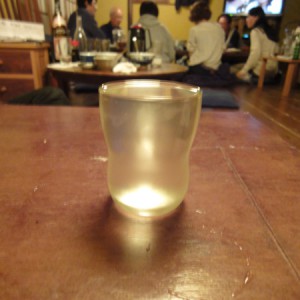 どの料理もお酒がとても合います。この日は、広島の純米酒「宝剣」をいただきました。